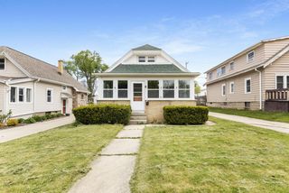 547 S Oak Park COURT, Milwaukee, WI 53214