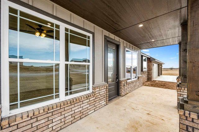 11302 NE Bullfrog, Elgin, OK 73538