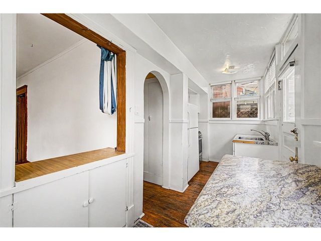 1218 N Downing St, Denver, CO 80218