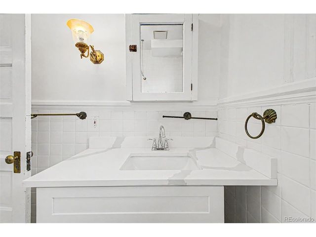 1218 N Downing St, Denver, CO 80218