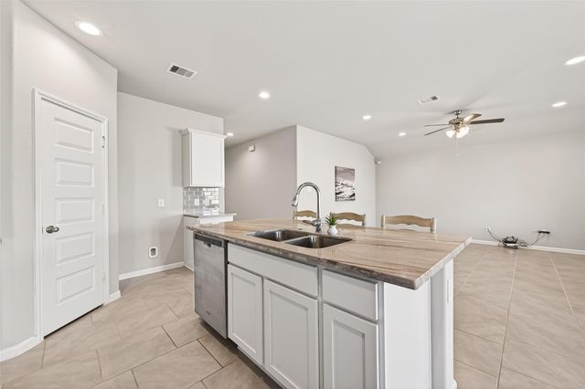 5514 Russett Bay Court, Richmond, TX 77407