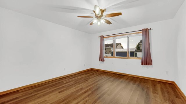 218 Summerhill Drive, Dyer, IN 46311