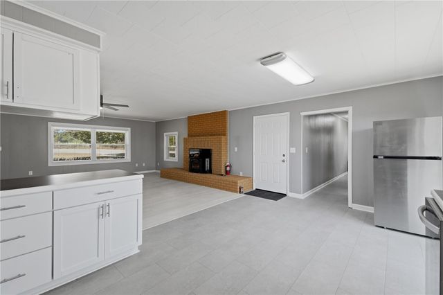 15099 Highway 72, Gravette, AR 72736