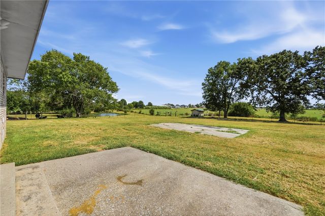 15099 Highway 72, Gravette, AR 72736