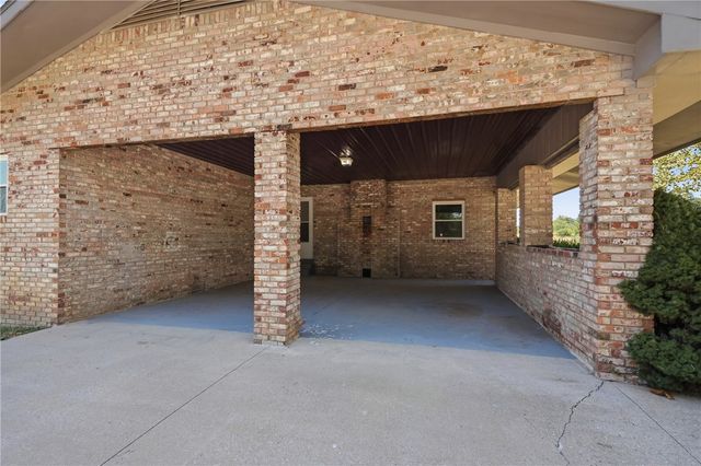 15099 Highway 72, Gravette, AR 72736
