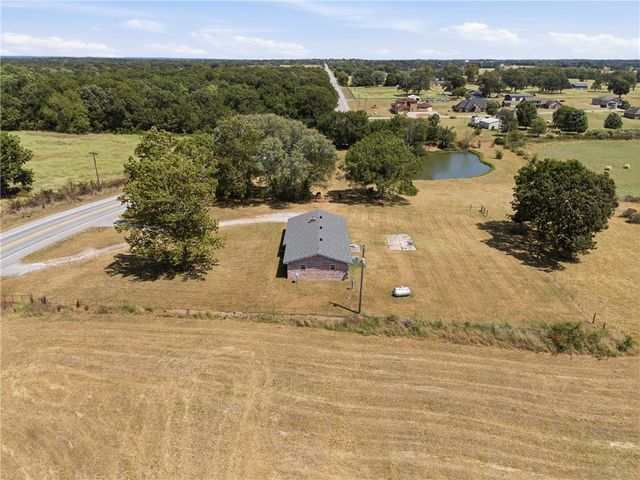 15099 Highway 72, Gravette, AR 72736