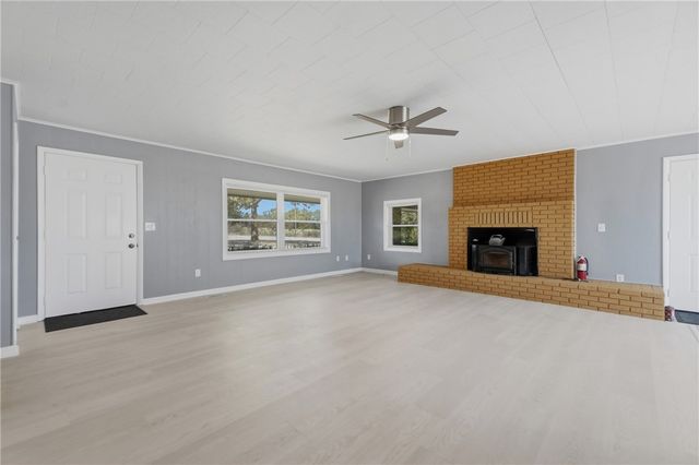 15099 Highway 72, Gravette, AR 72736