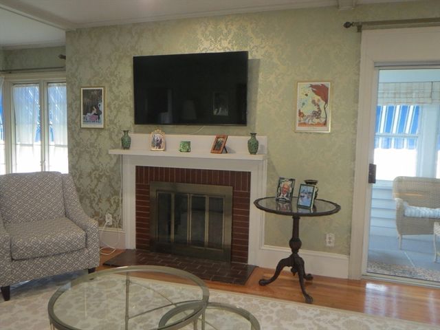 7 Abbott Street, Gardner, MA 01440