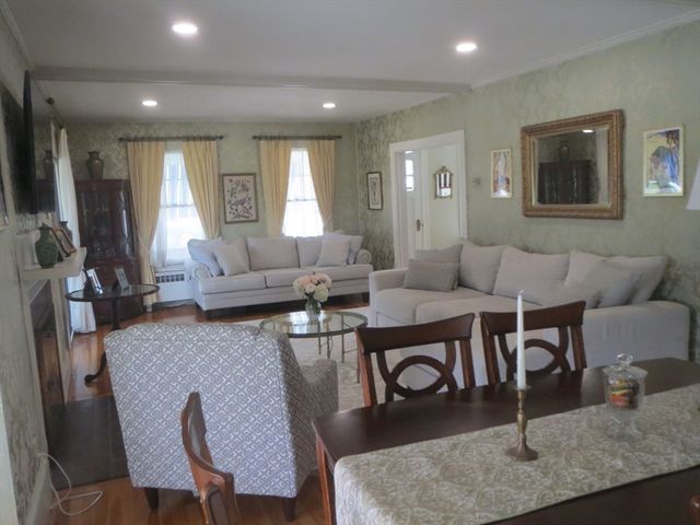 7 Abbott Street, Gardner, MA 01440