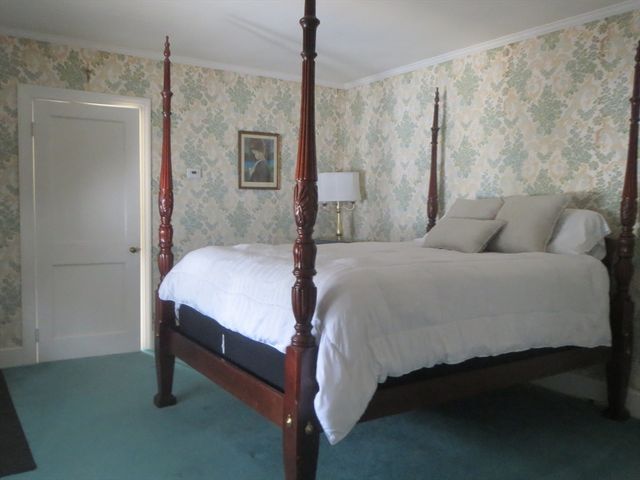 7 Abbott Street, Gardner, MA 01440