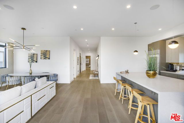 10563 Ashton Avenue 3, Los Angeles, CA 90024