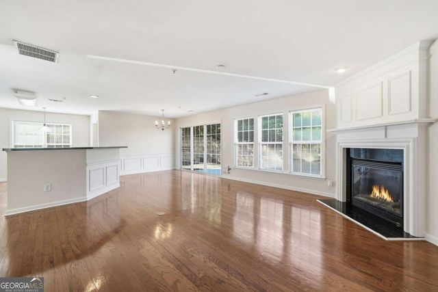 702 Acampora Drive, Woodstock, GA 30188