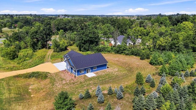 32 256th Street, Osceola, WI 54020