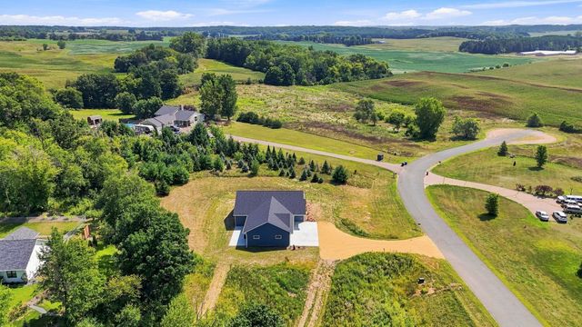 32 256th Street, Osceola, WI 54020