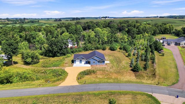 32 256th Street, Osceola, WI 54020