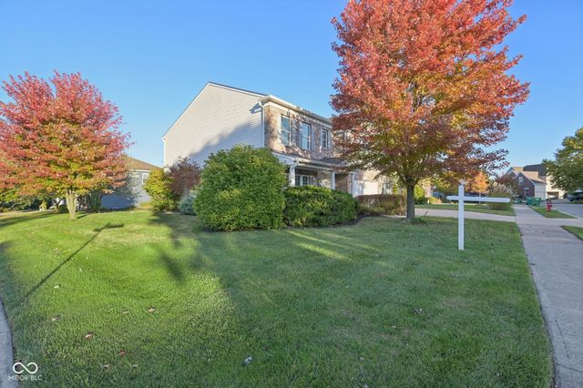 561 Plainville Drive, Westfield, IN 46074