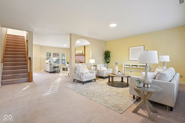 561 Plainville Drive, Westfield, IN 46074