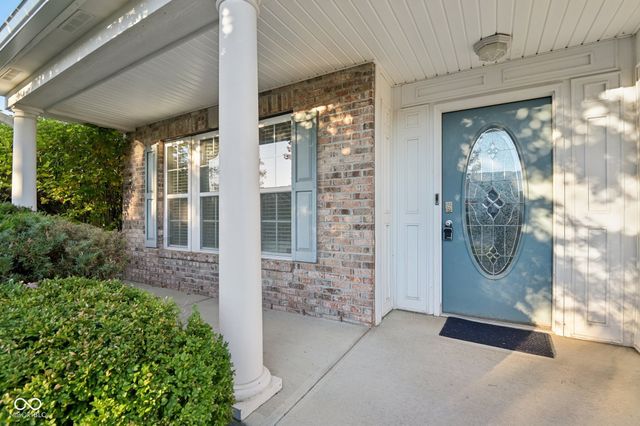 561 Plainville Drive, Westfield, IN 46074