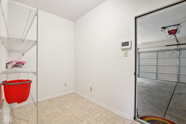 561 Plainville Drive, Westfield, IN 46074