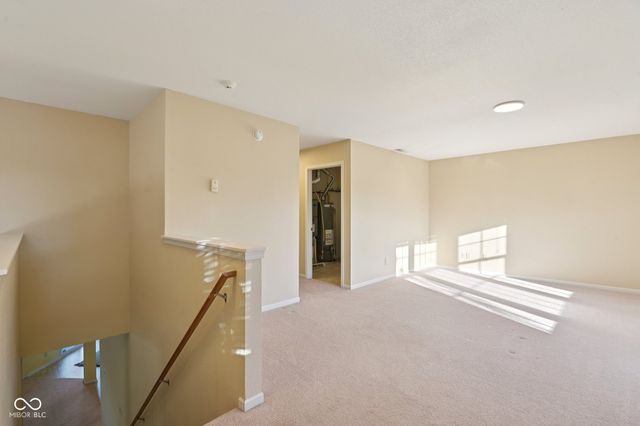 561 Plainville Drive, Westfield, IN 46074