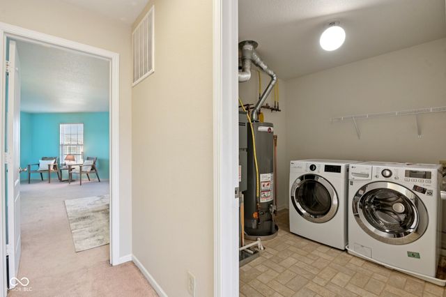 561 Plainville Drive, Westfield, IN 46074