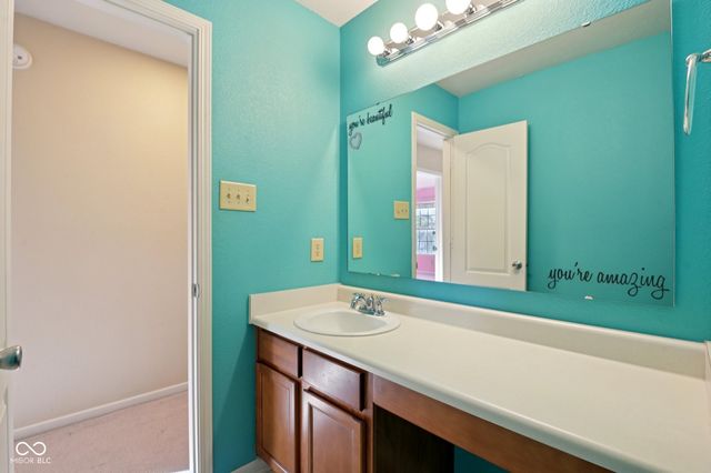 561 Plainville Drive, Westfield, IN 46074