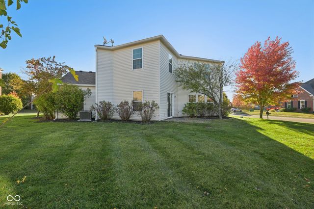 561 Plainville Drive, Westfield, IN 46074