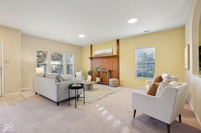 561 Plainville Drive, Westfield, IN 46074