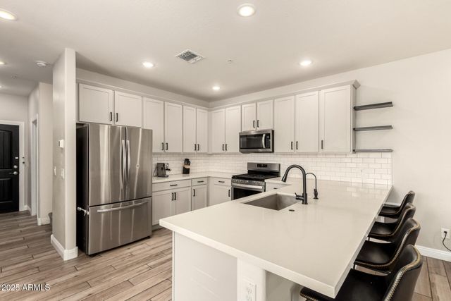 2470 N HERITAGE Street, Buckeye, AZ 85396