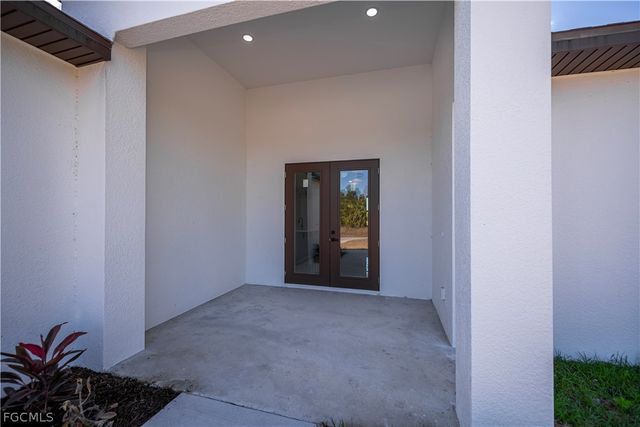 3034 NW Beechwood CIR, Labelle, FL 33935