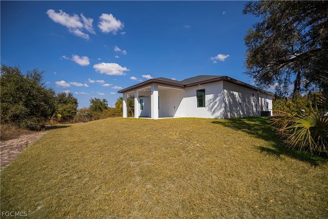 3034 NW Beechwood CIR, Labelle, FL 33935