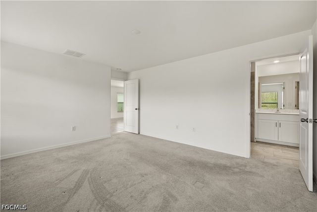 4037 Villa Doria CT, North Fort Myers, FL 33917