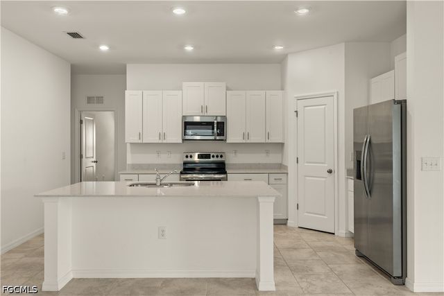 4037 Villa Doria CT, North Fort Myers, FL 33917