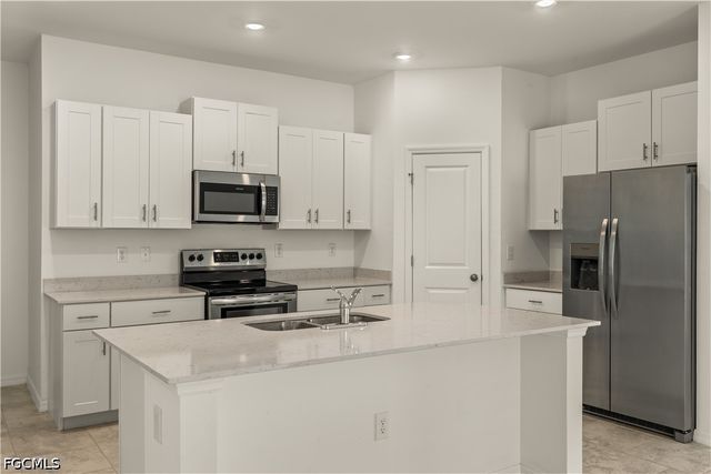 4037 Villa Doria CT, North Fort Myers, FL 33917