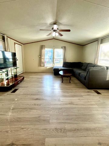 4604 Pimlico DR, Del Valle, TX 78617