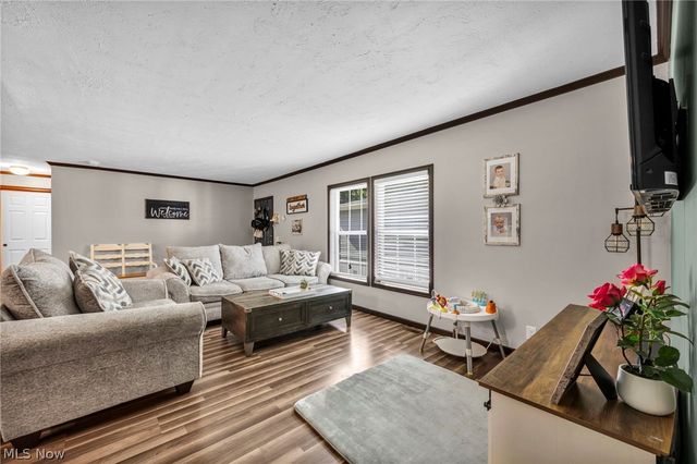285 Westwoods, Amherst, OH 44001