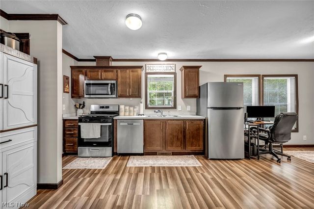 285 Westwoods, Amherst, OH 44001