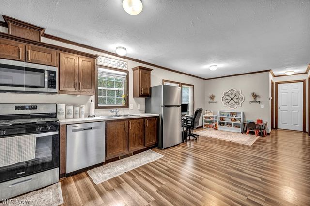 285 Westwoods, Amherst, OH 44001