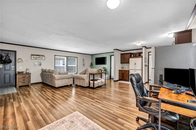 285 Westwoods, Amherst, OH 44001