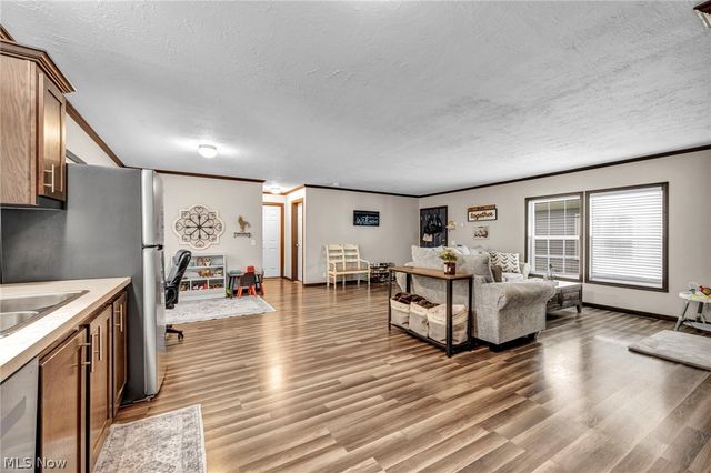 285 Westwoods, Amherst, OH 44001