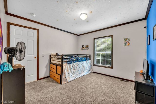 285 Westwoods, Amherst, OH 44001