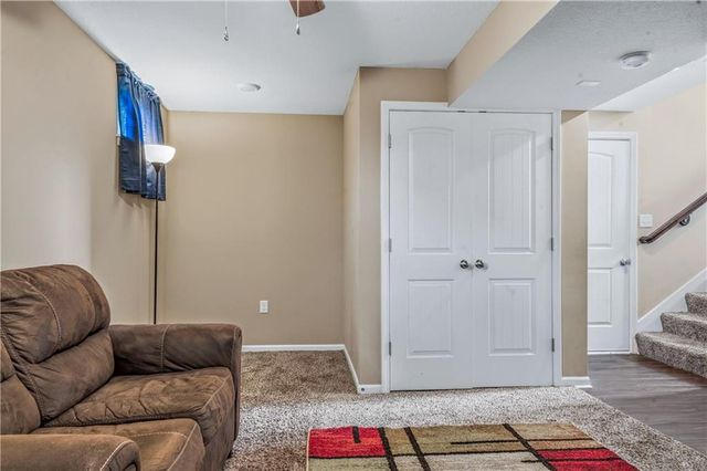 12704 Applewood Drive, Grandview, MO 64030