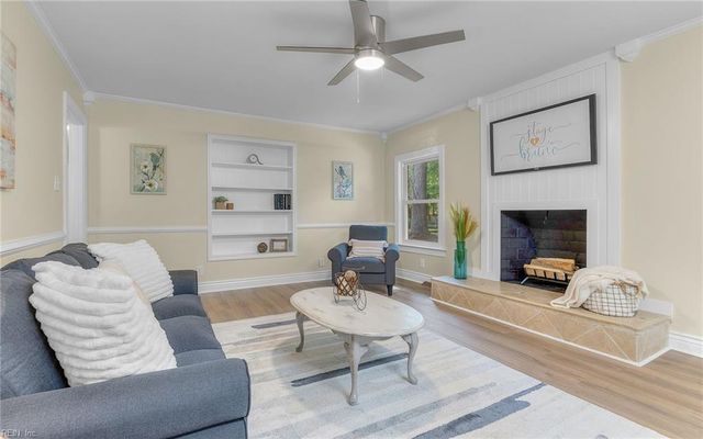 1625 Hydenwood CRES, Chesapeake, VA 23321