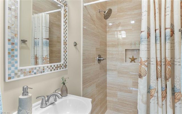 1625 Hydenwood CRES, Chesapeake, VA 23321
