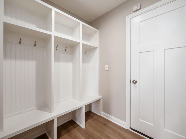 10715 Pearl Creek Drive, Plain City, OH 43064