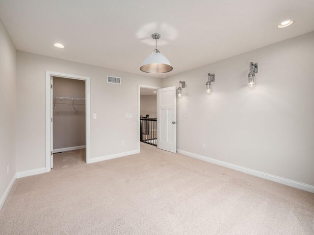 10715 Pearl Creek Drive, Plain City, OH 43064
