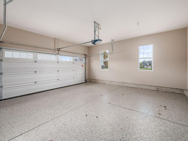 10715 Pearl Creek Drive, Plain City, OH 43064