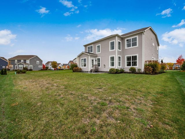 10715 Pearl Creek Drive, Plain City, OH 43064