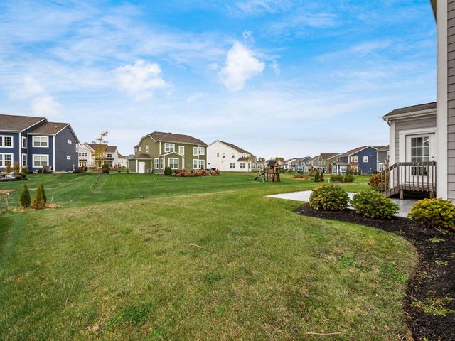 10715 Pearl Creek Drive, Plain City, OH 43064