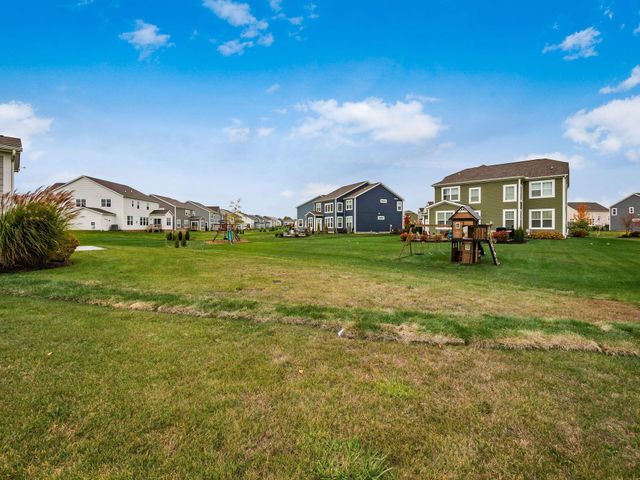 10715 Pearl Creek Drive, Plain City, OH 43064